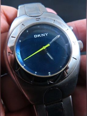 vintage DKNY WATCH Stainless Steel with Blue Dial & Yellow Second Hand UNISEX
